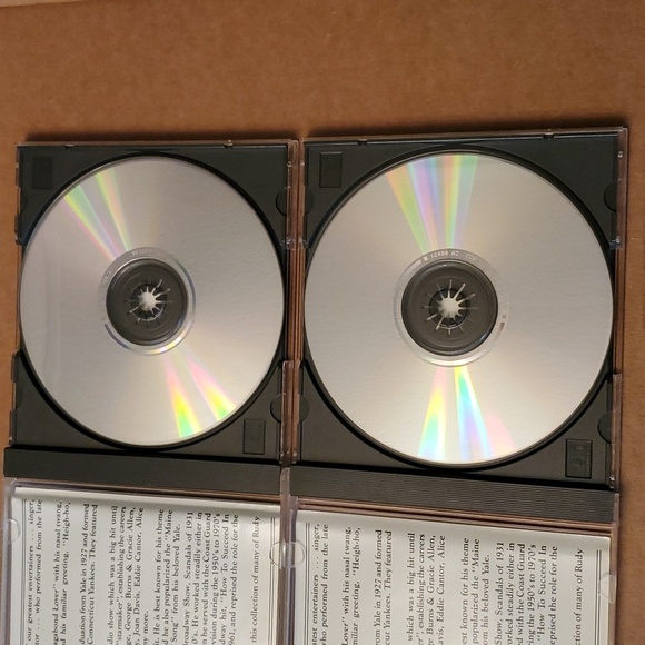2/$8 Two Rudy Vallee CDs 1920's & 30's pop - Picture 7 of 7